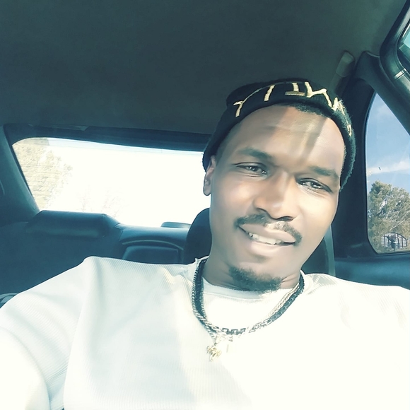 Meet your Posher, Ramon - Picture 1 of 1